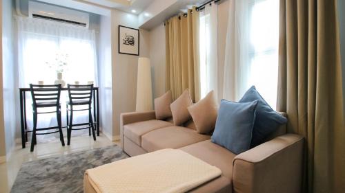 South Triangle Apartment | Skyline View Cylos Place Victoria Sports Tower