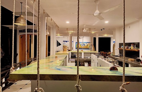 Bukti Apartment | Skylodge B&B - Bali Jungle Retreat with Fine Dining & Eco Pool