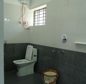 Mudigere House | SkyScape Homestay- near to falls ettina bhuja treaking, devaramane, bettadhabiraveshvara