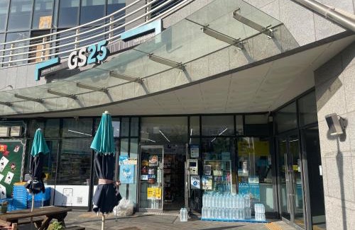 Unseo-dong Apartment | Skytop Inn The City