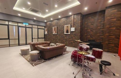 Bukit Indah Apartment | Skytree A0802-(2) Nobles Room/Aeon