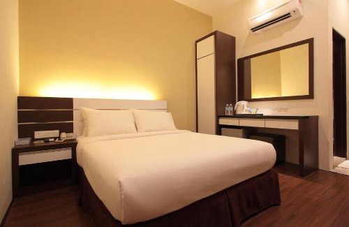 Pekan Melayu Hotel | Skytree Hotel