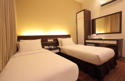 Pekan Melayu Hotel | Skytree Hotel