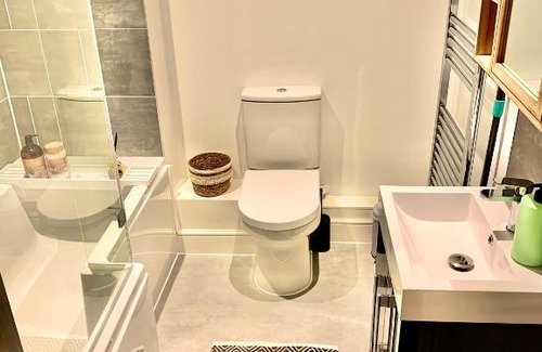 Eastbourne Apartment | SkyView Eastbourne 15