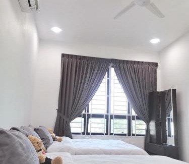 Bukit Indah Apartment | SkyView