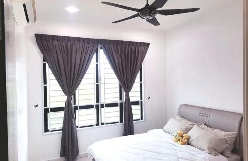 Bukit Indah Apartment | SkyView