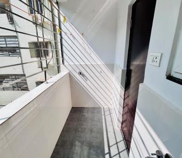 Madhapur Apartment | SkyView Penthouse MEE Homes near Hitech City