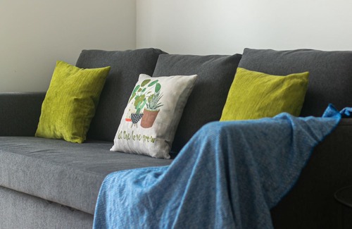 Grange House | SKYVILLION - 4BED HOUSE WITH GARDEN + PARKING NEAR The Galleria+University
