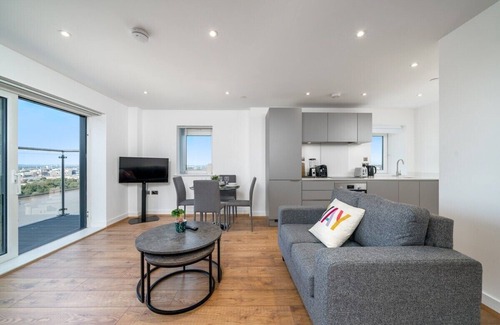 Woolwich Riverside Apartment | Skyvillion -River Thames Appmt Nr ExCel/02/City AP