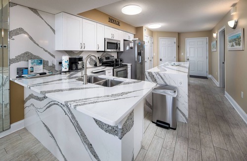 Fort Walton Beach Condo | SL 103: Shell Seekers Retreat - Unwind in this Gorgeous Oceanfront Condo!
