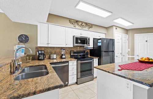 Fort Walton Beach Condo | SL 502: Palm Bay Villa - Tropical Dreams with Gulf Coast Views!