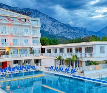 Beldibi Resort | SL La Perla Hotel Kemer