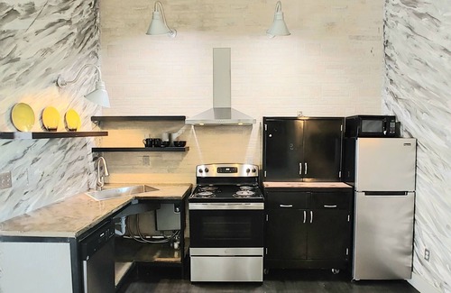 Lubbock Apartment | Sleek and Stylish: Introducing the Ultimate 2B Barn-Dominium Design