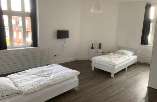 Troisdorf Apartment | Sleek Apartment in Troisdorf