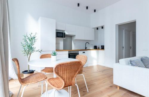 Ghent City Centre Apartment | Sleek City Stays - Urban Elegance in the Heart of Gent