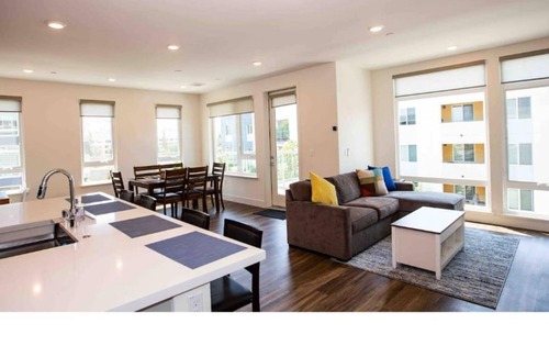 Edenvale Condo | Sleek Contemporary Condo with Clubhouse Access