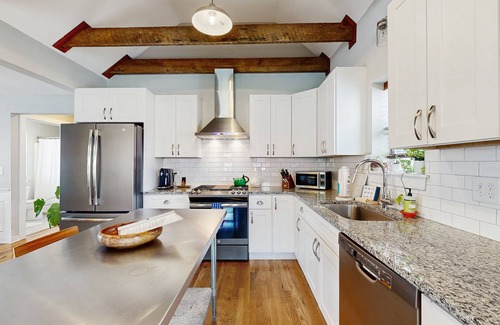Westside Cottage | Sleek Cottage - High-Speed WiFi, Central AC, Private Deck - Walk to Restaurants
