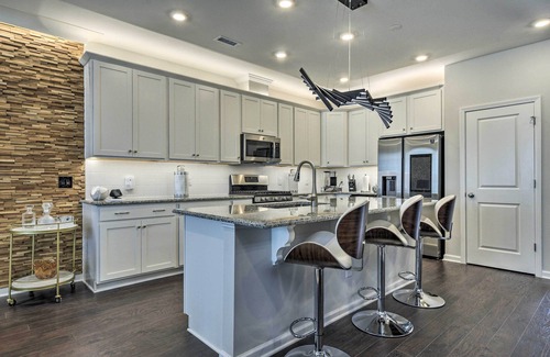Durham House | Sleek Durham Townhome Near Dtwn w/Balcony!