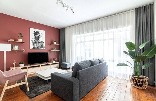 Asmali Mescit Apartment | Sleek Flat within Walking Distance to Pera Museum