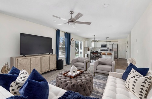 Obetz House | Sleek Modern Home!