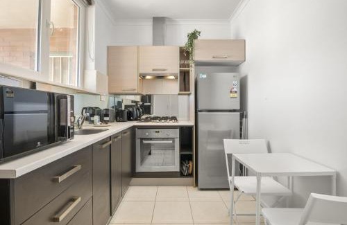 Richmond North Apartment | Sleek Richmond 1-Bed Close to Everything