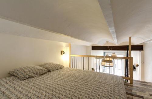 Gambetta Apartment | Sleep in Montpellier, Molly, centre, gare, 2 ch, Tram St-Denis