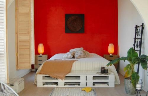 Antwerp Apartment | SLEEP INN - 1001 Nights Loft Citycenter with Balconyview