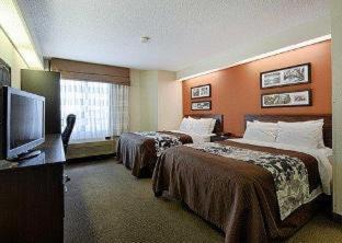 DeWitt Hotel | Sleep Inn DeWitt - Lansing North
