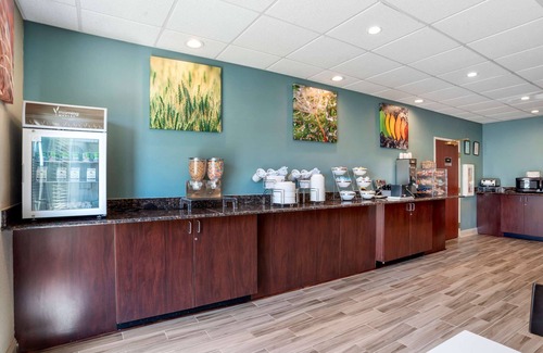 Auburn Hotel | Sleep Inn & Suites Auburn Campus Area I-85
