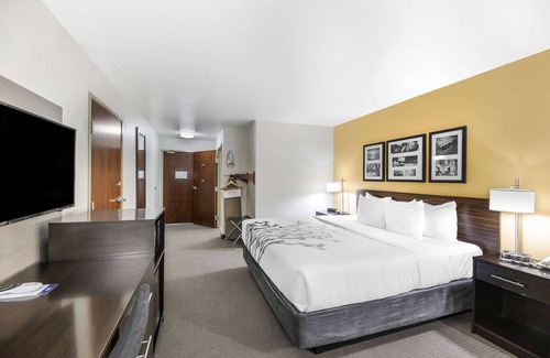 Carlsbad Hotel | Sleep Inn & Suites Carlsbad Caverns Area