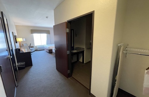Hennessey Hotel | Sleep Inn & Suites Hennessey North