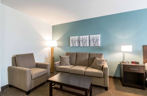 West Des Moines Hotel | Sleep Inn & Suites West Des Moines near Jordan Creek