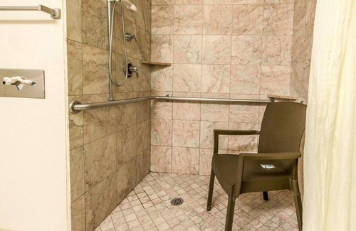 Winchester Hotel | Sleep Inn & Suites Winchester near University