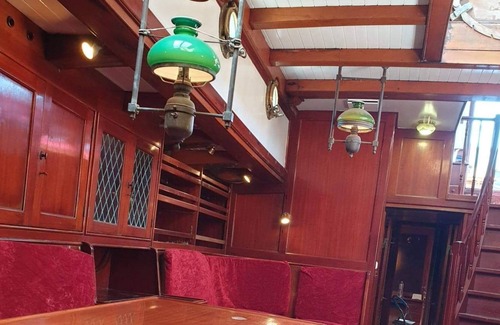 Quiberon Boat Rental | Sleep on an old 35m rig.