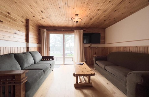Lake Ann House | Sleeping Bear Resort