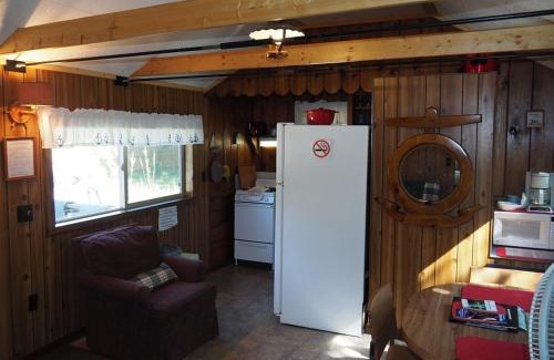 Honor House | Sleeping Bear Riverside Cabins - Cabin #1