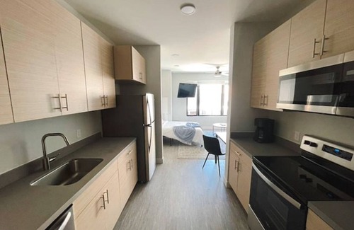 Des Moines Apartment | Sleepover: Attractive Studio and Gym - Des Moines
