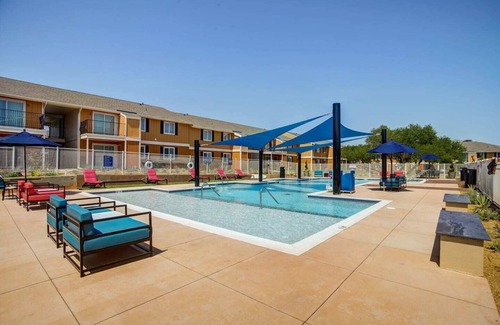 Oklahoma City Apartment | Sleepover: Plush 1BD/1BA + Gym & Pool - OKCn
