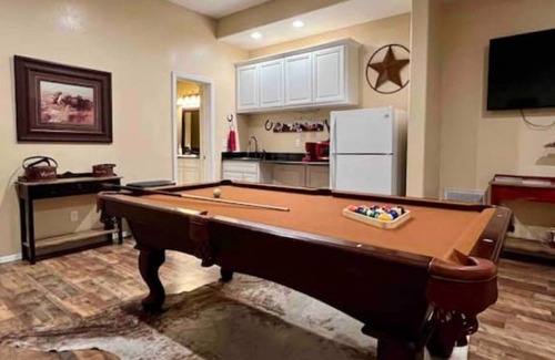 Alto House | Sleeps 10, 5BD, 4BT, HOT Tub, Pool Table, Near Winter Park & Ski