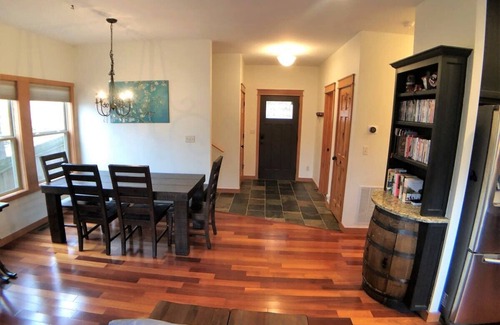 Sylvan Shores House | Sleeps 10 Beaver Lake Front Private Swim Beach