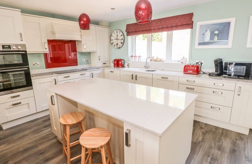 Solva House | Sleeps 10 Luxury 3-storey house, a private hot tub, fantastic sea views in Solva