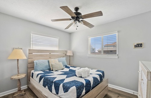 Gulf Lagoon Beach House | Sleeps 13 and Steps from the Beach with a Pool