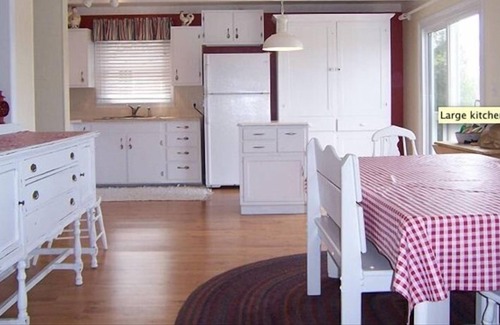 Silver Lake Cottage | Sleeps 14! Waterfront Family Cottage on Upper Silver Lake.