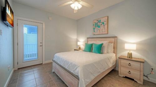 Port Aransas House | Sleeps 24 4 Costa Bahia Units w Pool Beach Access