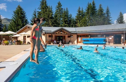 Doucy-Combelouviere Apartment | Sleeps 3! Mountain Escape in Valmorel | Studio