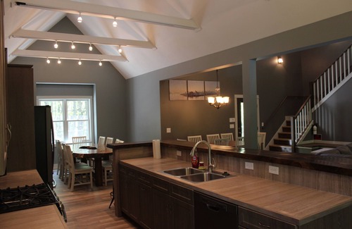 Saugatuck House | Sleeps 30! Large Pool, Hot Tub, Volleyball, Fire Pit, Pool Table, Foosball