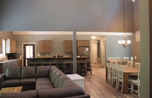Saugatuck House | Sleeps 30! Large Pool, Hot Tub, Volleyball, Fire Pit, Pool Table, Foosball