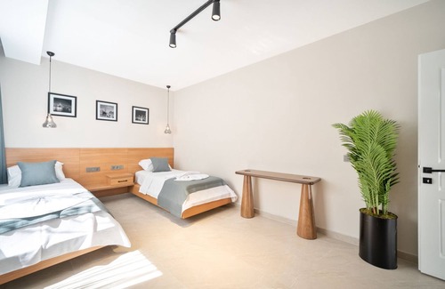 Faralya Villa | Sleeps 4 Modern and Luxurious Villa - AWZ 271