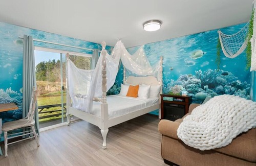 Grayland Resort | Sleeps 52+ | Breakwater Resort | Hotels & Cottages