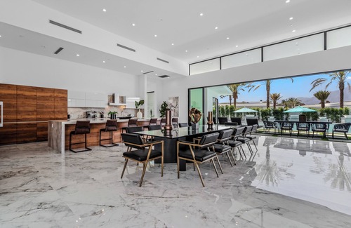 Indio House | Sleeps 54 | 3 Luxury Villas w/Pool + Spa, Pickleball | Bravo by AvantStay